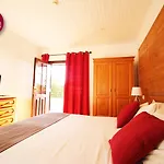 Lusitania Bed & Breakfast 3*