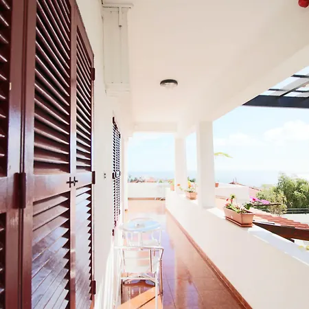 Bed & Breakfast Lusitania Funchal (Madeira)