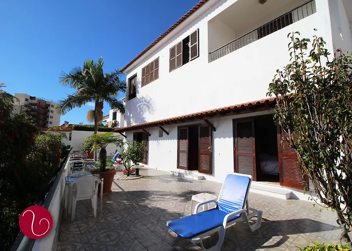 Lusitania Bed & Breakfast 4*