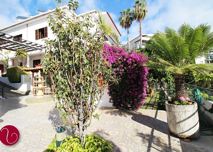 Lusitania Bed & Breakfast 4*