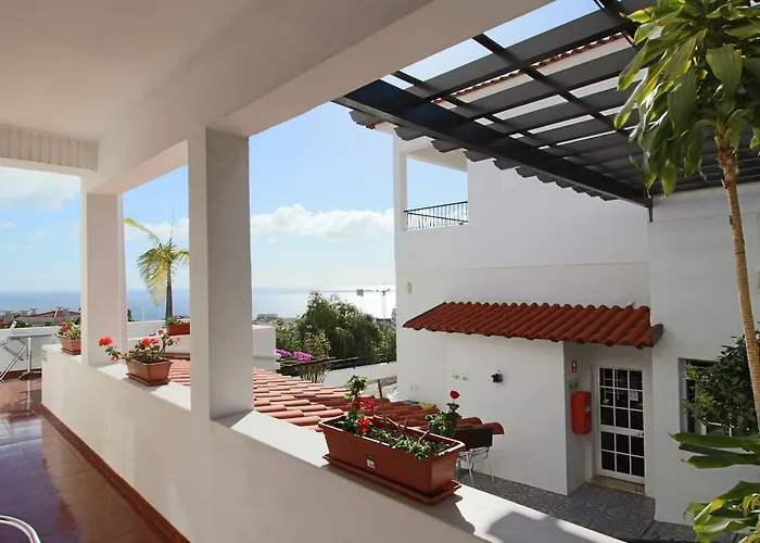 Lusitania Bed & Breakfast Funchal (Madeira)