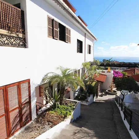 Lusitania B&B 3*