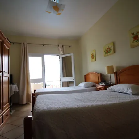 Lusitania B&B 푼샬