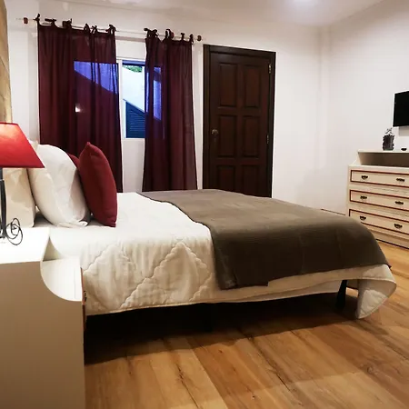 B&B Lusitania 3*