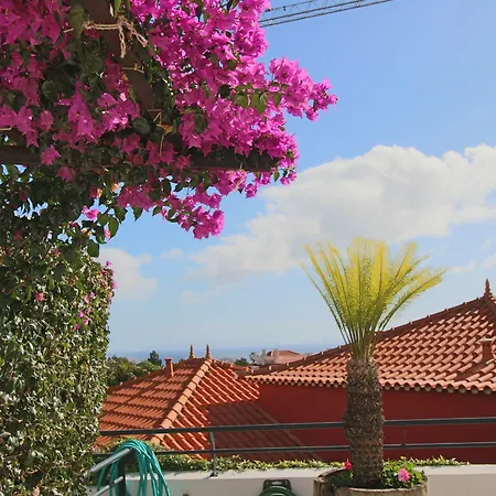 Lusitania Oda ve Kahvaltı