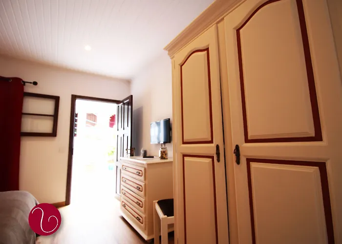 Bed & Breakfast Lusitania 4*