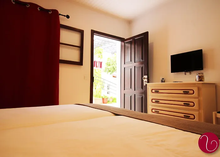 Lusitania Bed & Breakfast 4*