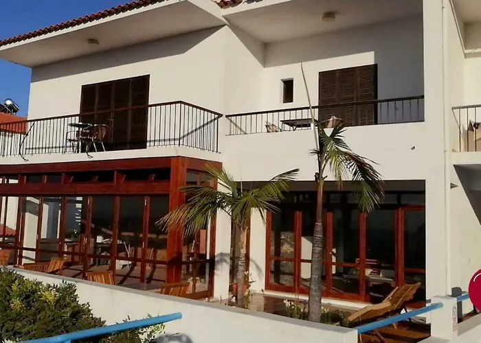 Bed & Breakfast Lusitania Funchal (Madeira)